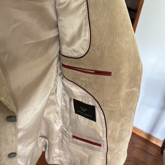 Giorgio Armani Men’s Elbow Patch Blazer - Picture 12 of 12